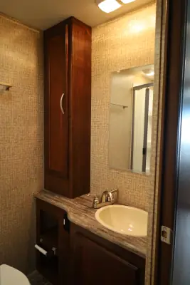 2015 Coachmen Pursuit 27KB photo 17