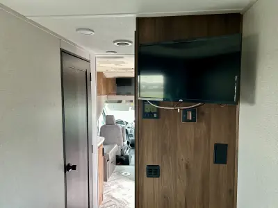 2021 Forest River Sunseeker TS2380 photo 19