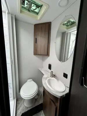 2021 Forest River Sunseeker TS2380 photo 12