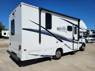 2025 Entegra Coach Odyssey SE 22C photo 6
