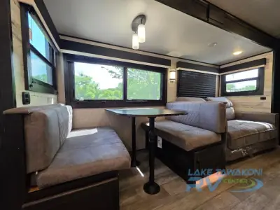 2022 Jayco White Hawk 32BH photo 9