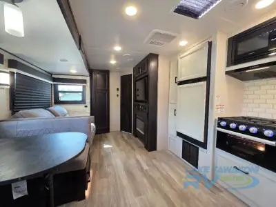 2022 Jayco White Hawk 32BH photo 8