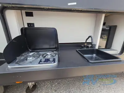 2022 Heartland Cyclone 4007 photo 38