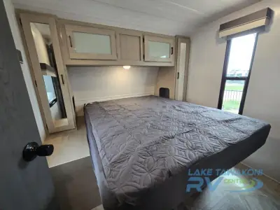 2023 Forest River Wildwood 29VBUD photo 21