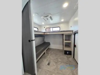 2023 Forest River Wildwood 29VBUD photo 13