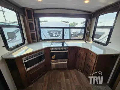 2026 Outdoors Black Stone Titanium Series 260KVS photo 7