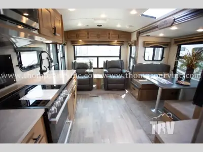 2027 Outdoors Timber Ridge Titanium Series 25RLS photo 3