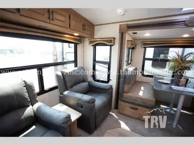 2027 Outdoors Timber Ridge Titanium Series 25RLS photo 6
