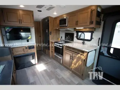 2027 Outdoors Timber Ridge Titanium Series 25RLS photo 10