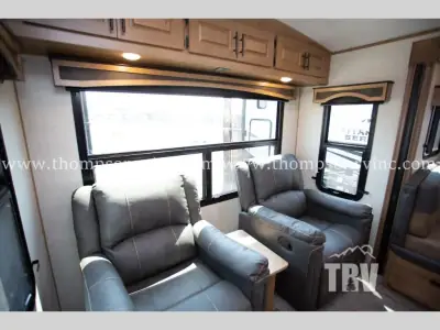 2027 Outdoors Timber Ridge Titanium Series 25RLS photo 5