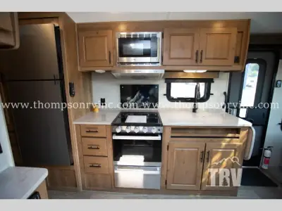 2027 Outdoors Timber Ridge Titanium Series 25RLS photo 15