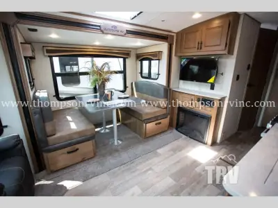 2027 Outdoors Timber Ridge Titanium Series 25RLS photo 8