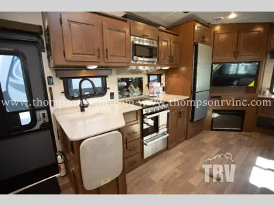 2027 Outdoors Glacier Peak Titanium Series F27MKS photo 7