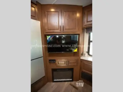 2027 Outdoors Glacier Peak Titanium Series F27MKS photo 16