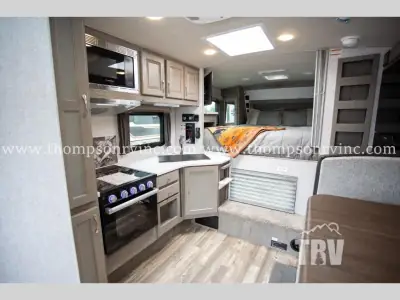 2027 Northwood Mfg Arctic Fox Camper 990 photo 4