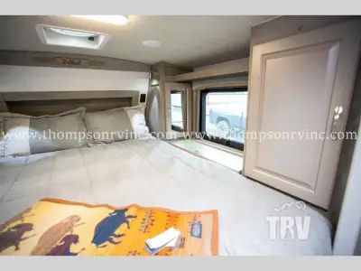 2027 Northwood Mfg Arctic Fox Camper 990 photo 11
