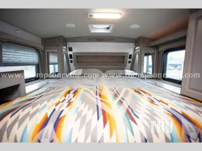 2027 Northwood Mfg Arctic Fox Camper 990 photo 7