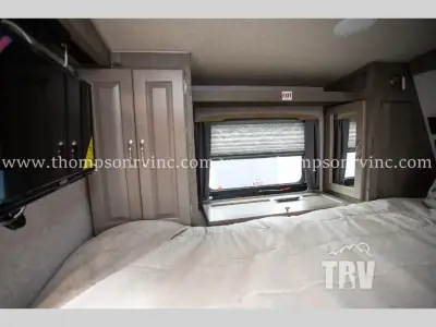 2027 Northwood Mfg Arctic Fox Camper 865 photo 13