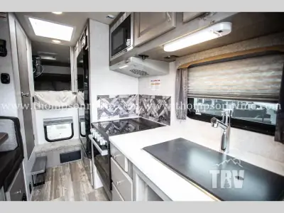2027 Northwood Mfg Arctic Fox Camper 865 photo 6