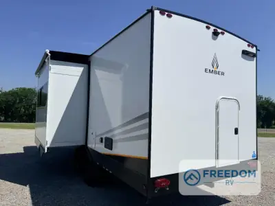 2027 Ember E-Series 22ETS photo 7