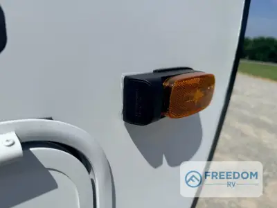 2027 Ember E-Series 22ETS photo 13