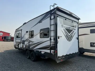 2021 Forest River SANDSTORM 245GSLC photo 3