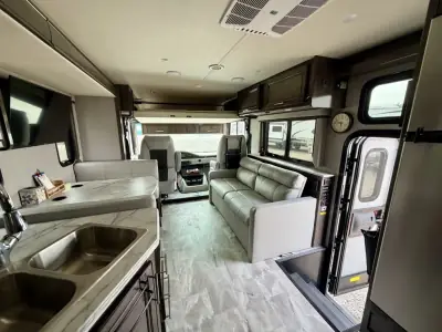 2022 Holiday Rambler ADMIRAL 28A photo 9