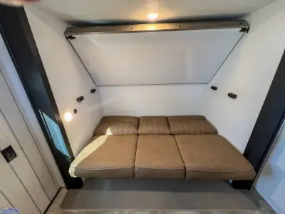 2025 Palomino Puma 32BHFS photo 36