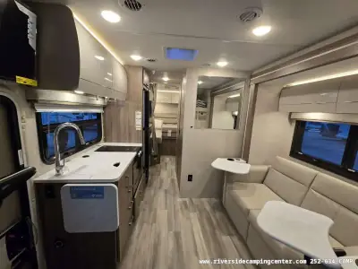 2026 Thor Motor Coach Compass AWD 24KB photo 18