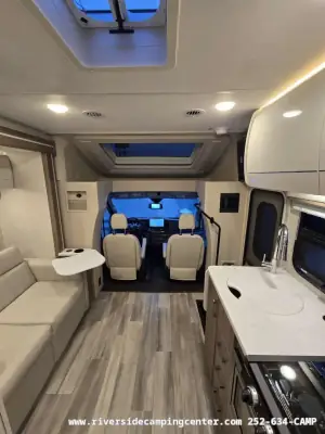 2026 Thor Motor Coach Compass AWD 24KB photo 27