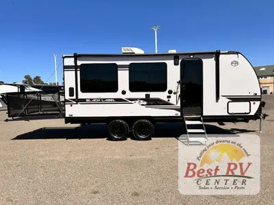 2027 Forest River Cherokee Grey Wolf Black Label photo 2