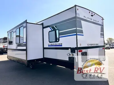 2027 Forest River Cherokee Alpha Wolf photo 6