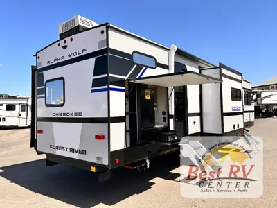 2027 Forest River Cherokee Alpha Wolf photo 4