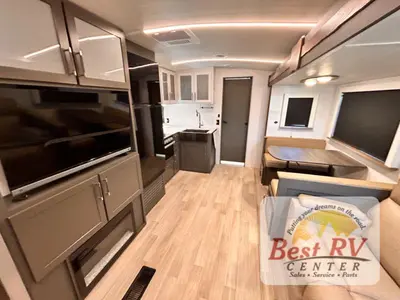 2025 Keystone Bullet Crossfire photo 19