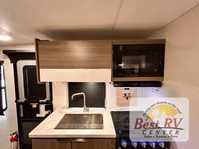 2024 Venture RV Sonic photo 25