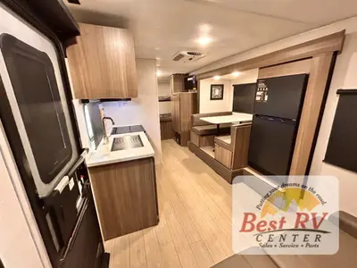 2024 Venture RV Sonic photo 11