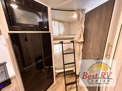 2027 Forest River R-POD photo 32