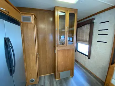 2004 Fleetwood Pace Arrow photo 29