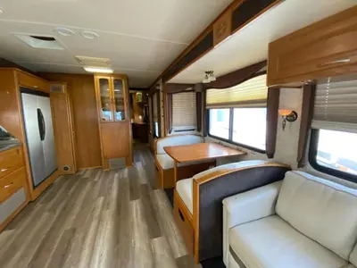 2004 Fleetwood Pace Arrow photo 16