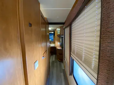 2004 Fleetwood Pace Arrow photo 30
