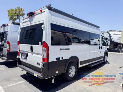 2026 Thor Motor Coach Sequence photo 6