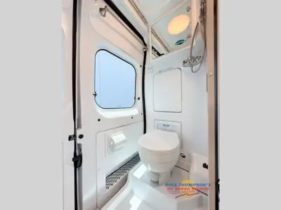 2026 Thor Motor Coach Sequence photo 27