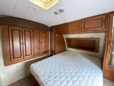 2013 Keystone Laredo Super Lite photo 37