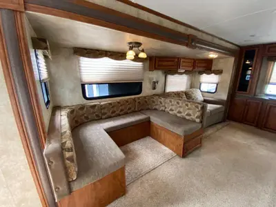 2013 Keystone Laredo Super Lite photo 11