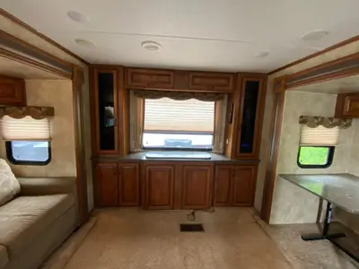 2013 Keystone Laredo Super Lite photo 13