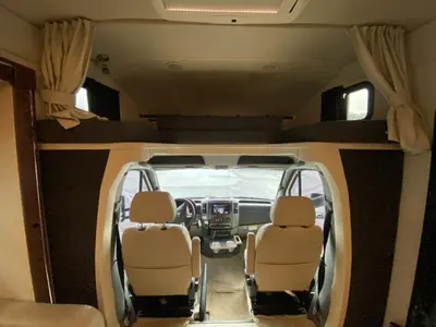 2015 Itasca Navion photo 41