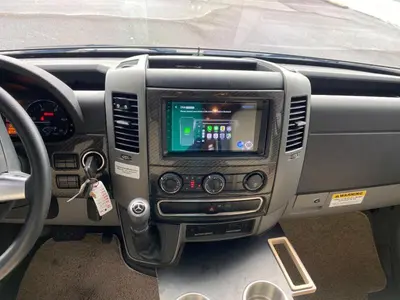2015 Itasca Navion photo 45