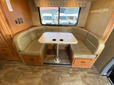 2016 Forest River Sunseeker photo 26
