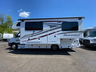 2016 Forest River Sunseeker photo 7