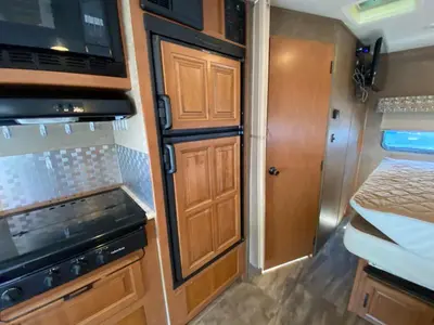 2016 Forest River Sunseeker photo 23